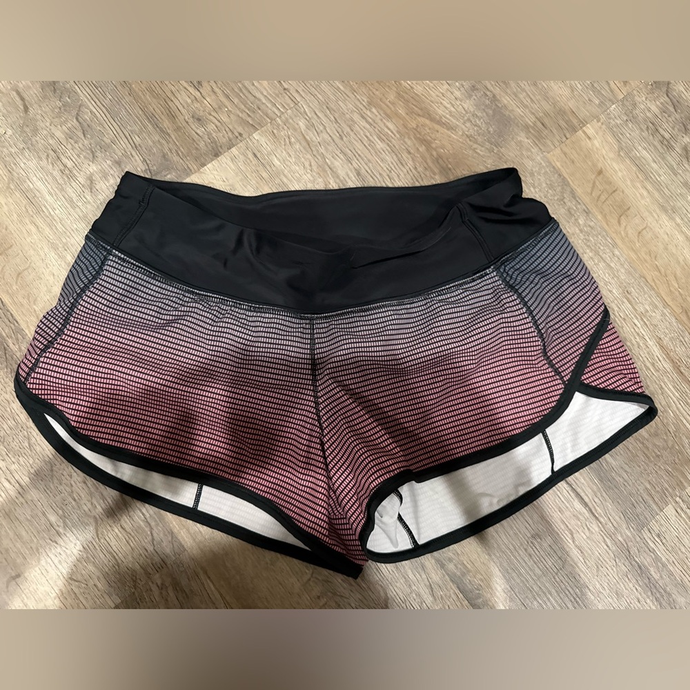 Lululemon ombré speedup shorts size 6